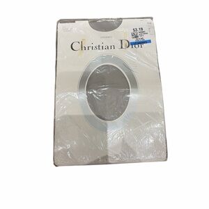 Dior Ultra Sheer Sandalfoot Stocking Packaging - Ivory